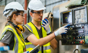 Read more about the article İstehsalatda Sənaye IoT və İdarəetmə Sistemləri