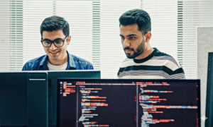 Read more about the article İT üçün İngilis dili: Ehtiyaclar və Öhdəliklər